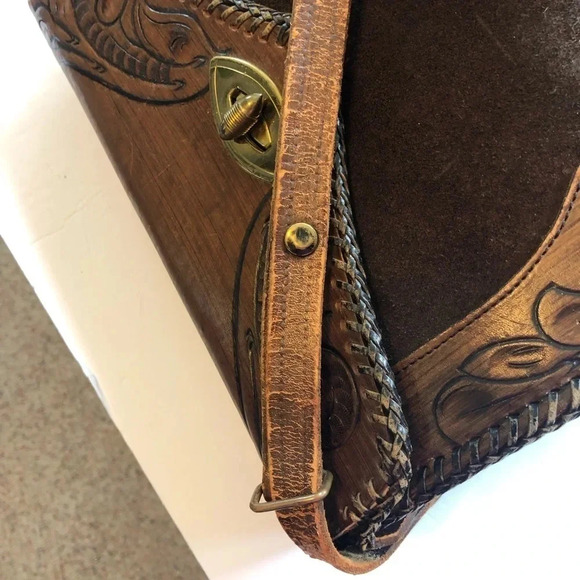Vintage Leather Purse - Picture 7 of 16